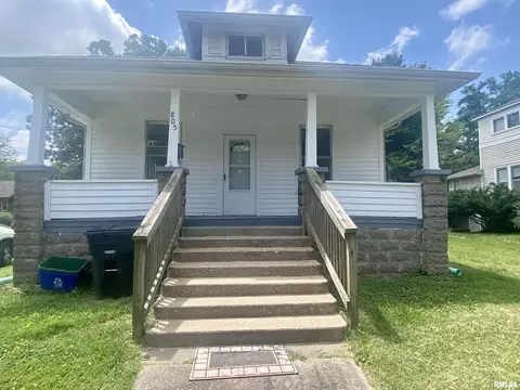 805 W Walnut St, Carbondale, IL 62901