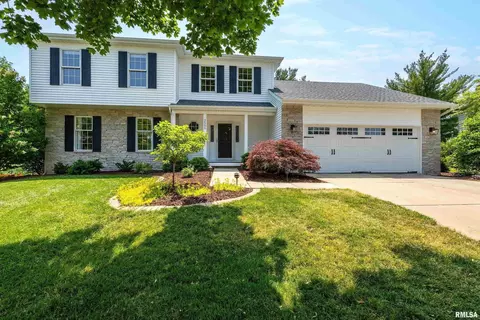 2505 Edgewild Dr, Davenport, IA 52807