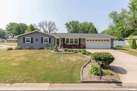 1305 8th Street Ct, Hampton, IL 61256 photo 2