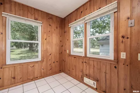 5440 26th Ave, Moline, IL 61265 photo 30