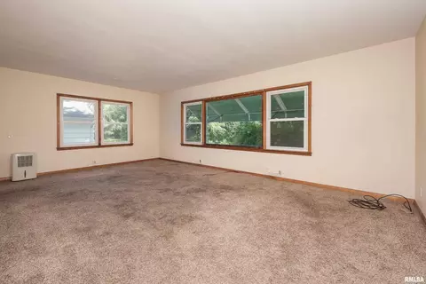 5440 26th Ave, Moline, IL 61265 photo 22