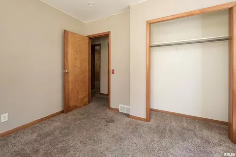 5440 26th Ave, Moline, IL 61265 photo 34