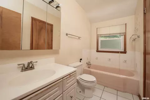 5440 26th Ave, Moline, IL 61265 photo 35