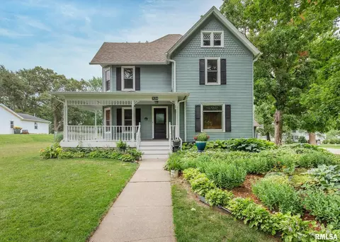326 W Pearl St, Geneseo, IL 61254