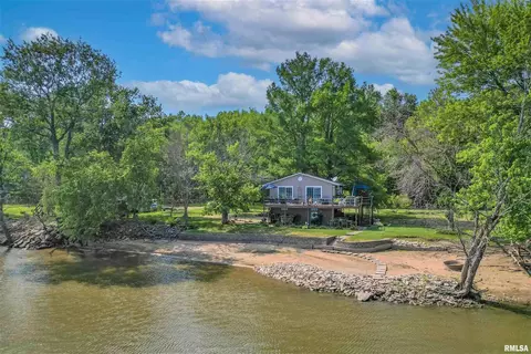 3468 Highway 22, Muscatine, IA 52761