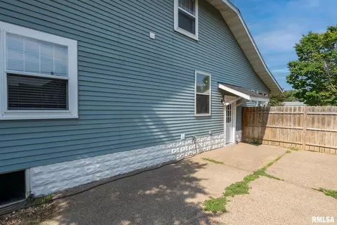 2231 7th St, Moline, IL 61265 photo 24