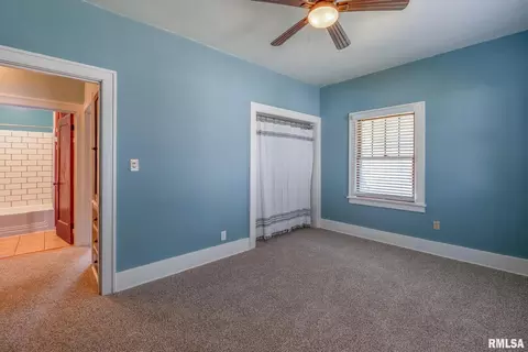 2231 7th St, Moline, IL 61265 photo 17