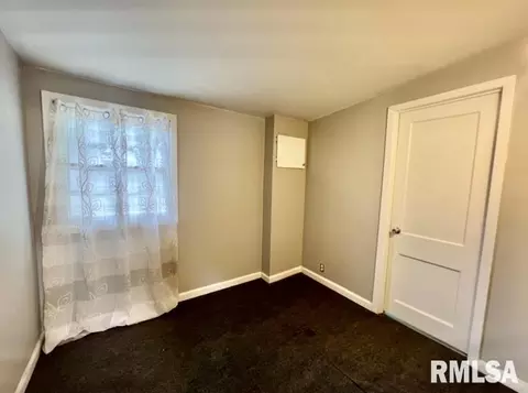 3342 3rd St, Moline, IL 61265 photo 9