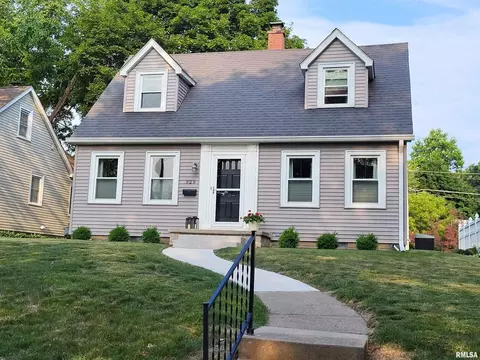 929 24th St, Moline, IL 61265 photo 2