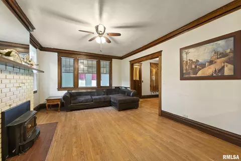 1016 6th Ave, Moline, IL 61265 photo 9