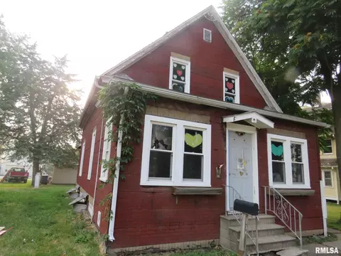 124 10th St, Silvis, IL 61282 photo 3