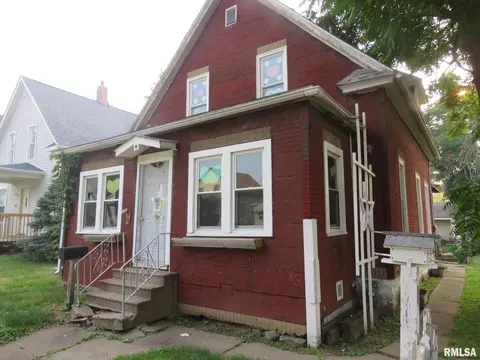 124 10th St, Silvis, IL 61282 photo 2