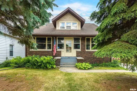 1823 W 15th St, Davenport, IA 52804