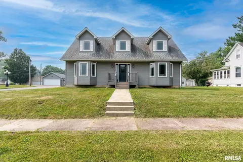 538 25th Ave, Moline, IL 61265