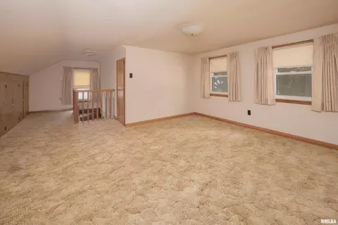 1022 41st St, Moline, IL 61265 photo 17