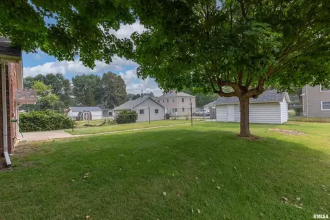 1022 41st St, Moline, IL 61265 photo 22