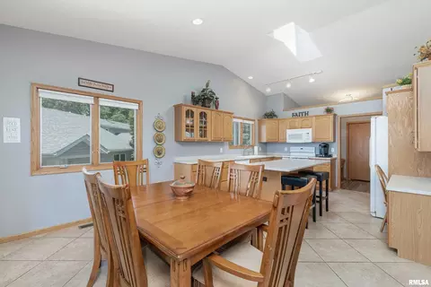 16 Lighthouse Ln, Hampton, IL 61256 photo 11