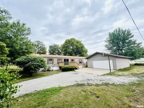 408 3rd St, New Boston, IL 61272