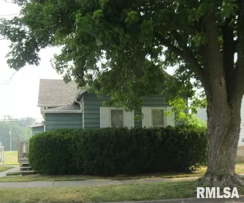 315 3rd Ave N, Clinton, IA 52732