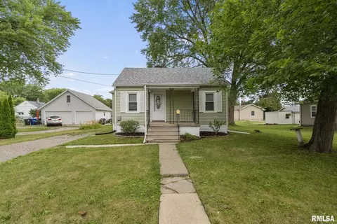 3808 26th St, Moline, IL 61265 photo 2