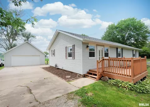 436 Docia St, Hillsdale, IL 61257