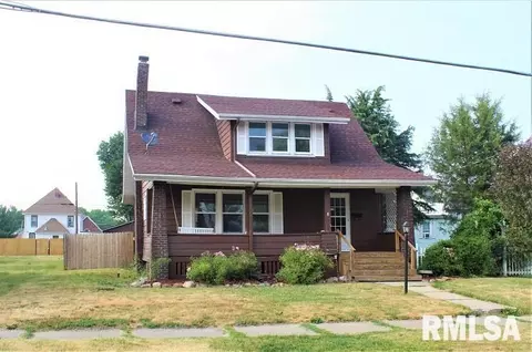 606 W Central Blvd, Kewanee, IL 61443