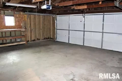 606 W Central Blvd, Kewanee, IL 61443 photo 5