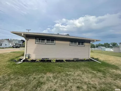 504 17th Ave, Fulton, IL 61252 photo 11