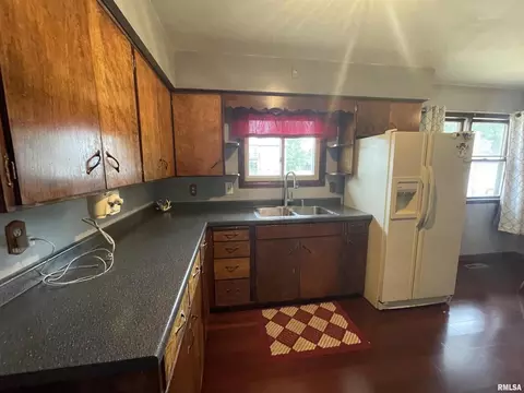 504 17th Ave, Fulton, IL 61252 photo 3