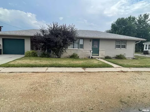504 17th Ave, Fulton, IL 61252