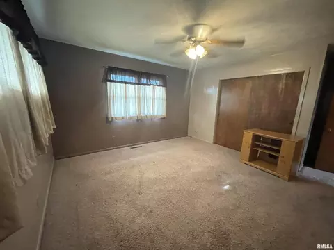 504 17th Ave, Fulton, IL 61252 photo 6