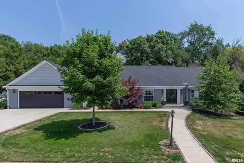 1101 Broadlawn Ave, Bettendorf, IA 52722