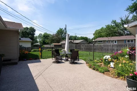3435 50th St, Moline, IL 61265 photo 3