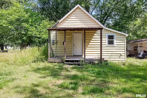 506 Smith Ave, Du Quoin, IL 62832