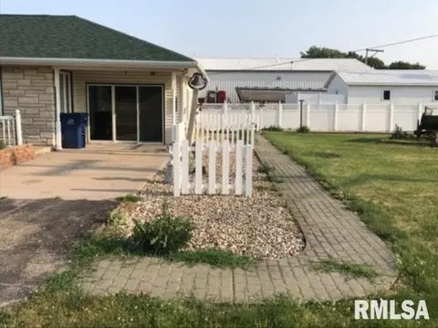 107 E Front St, Annawan, IL 61234 photo 4