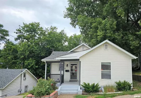 326 Green St, Muscatine, IA 52761
