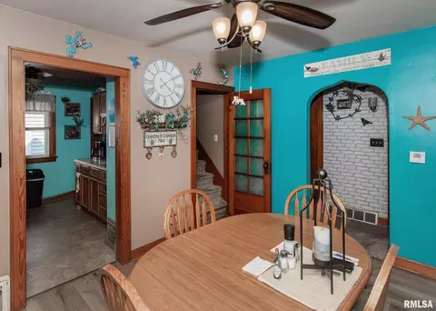 1564 29th Ave, Moline, IL 61265 photo 8