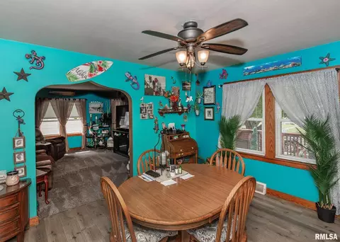 1564 29th Ave, Moline, IL 61265 photo 9