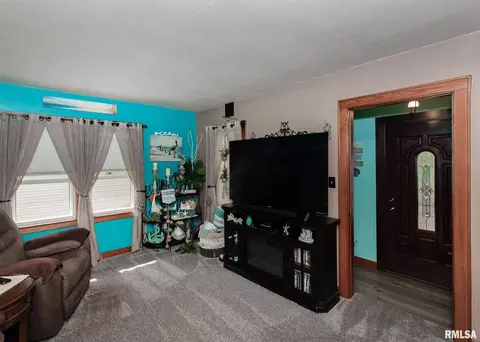 1564 29th Ave, Moline, IL 61265 photo 5
