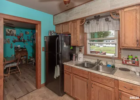 1564 29th Ave, Moline, IL 61265 photo 11