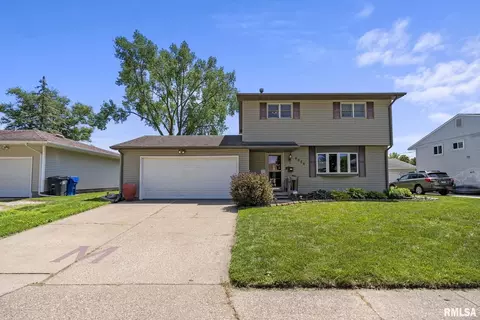 5006 47th Ave, Moline, IL 61265