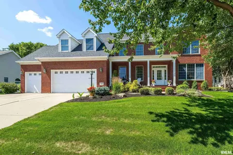 5700 Barcelona St, Bettendorf, IA 52722