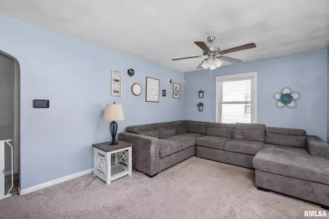 4224 8th Ave, Moline, IL 61265 photo 3
