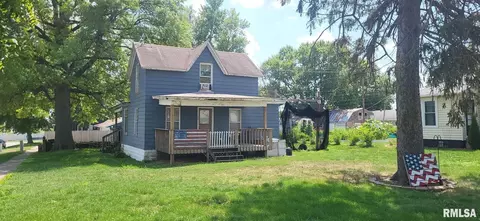 218 E 5th St, Wilton, IA 52778