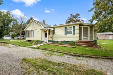 3024 44th St, Moline, IL 61265 photo 3