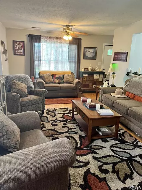 104 Circle Dr, Herrin, IL 62948 photo 20