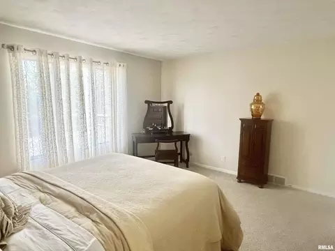 3717 35th St #1, Moline, IL 61265 photo 19