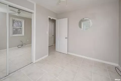 1134 39th St, Moline, IL 61265 photo 21