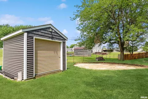 216 Dammann Dr, Eldridge, IA 52748 photo 27