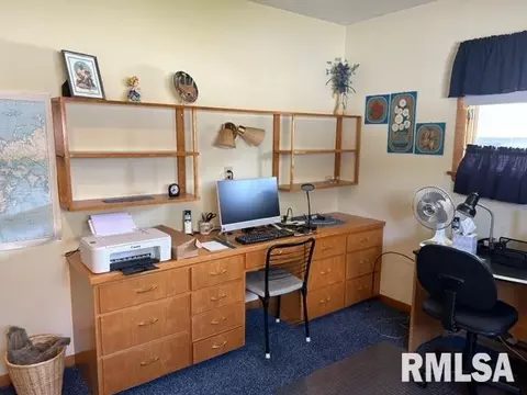 518 Christopher St, Morrison, IL 61270 photo 25